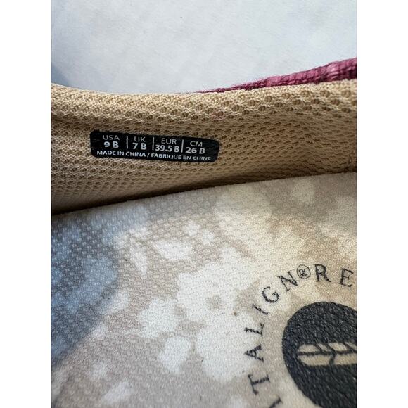 REVITALIGN Women’s Santa Margarita Slip On Orthotic Shoes Red Plum Size 9B Waco - Picture 8 of 10